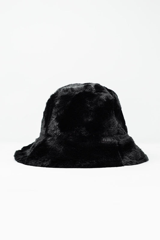 Reversible Bucket Hat in Black With Teddy Turn Up